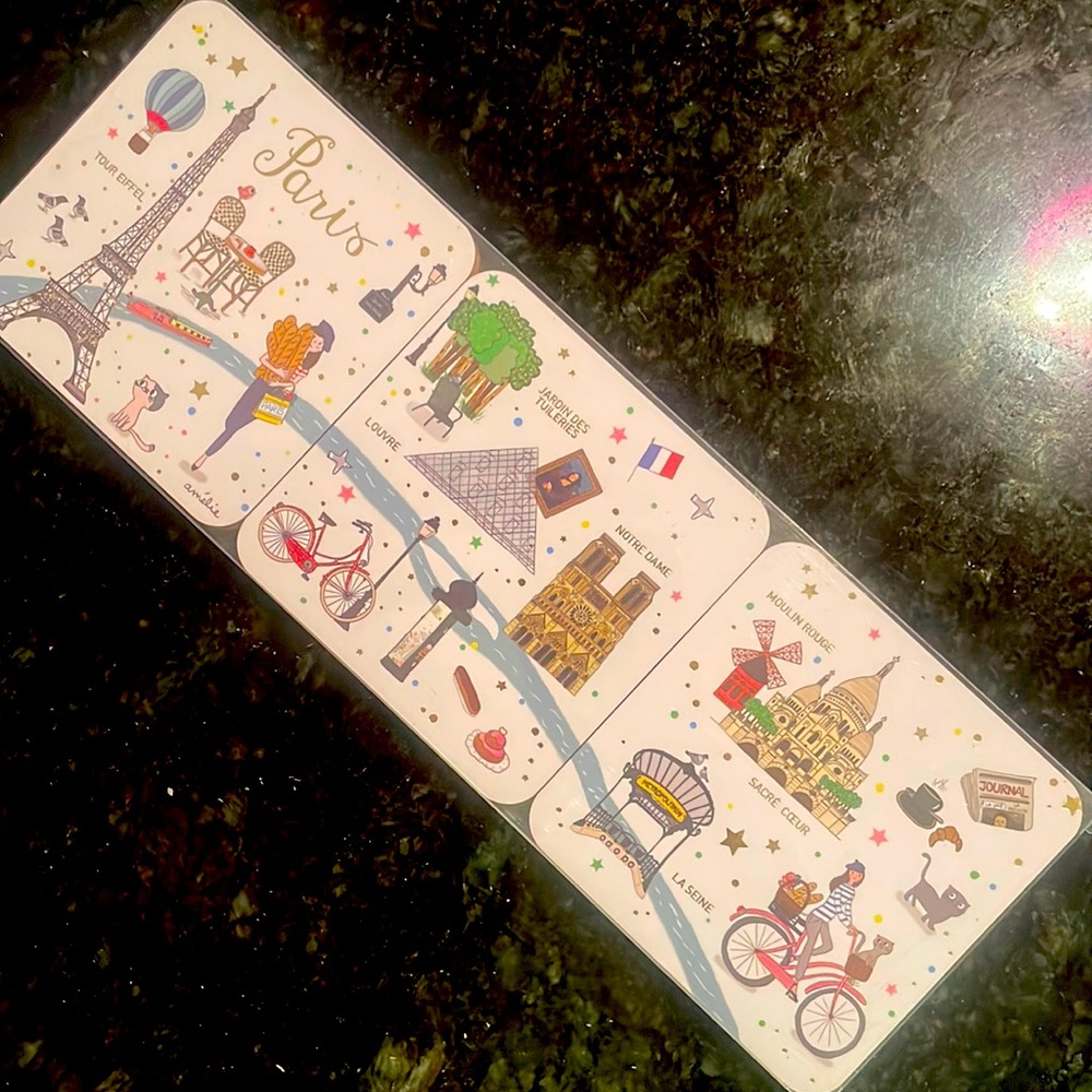 CARTESDART WHITE PARIs COASTERS  (6)
